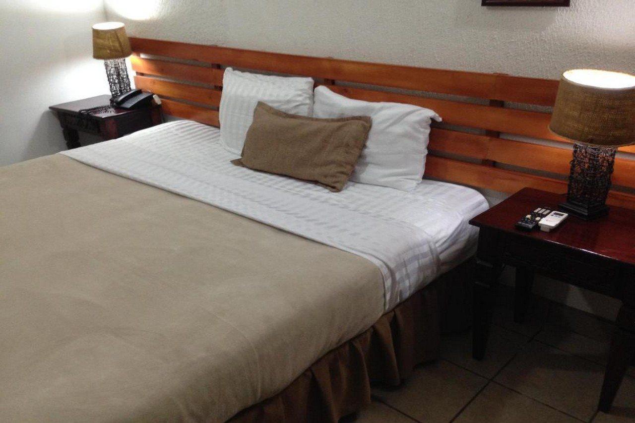 Mozonte Hotel