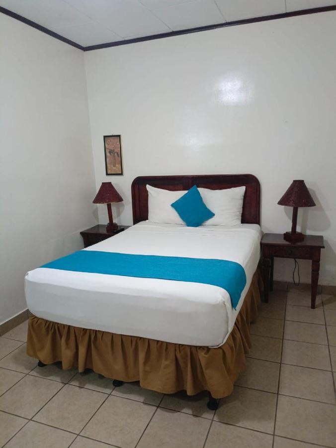 Hotel Mozonte Managua