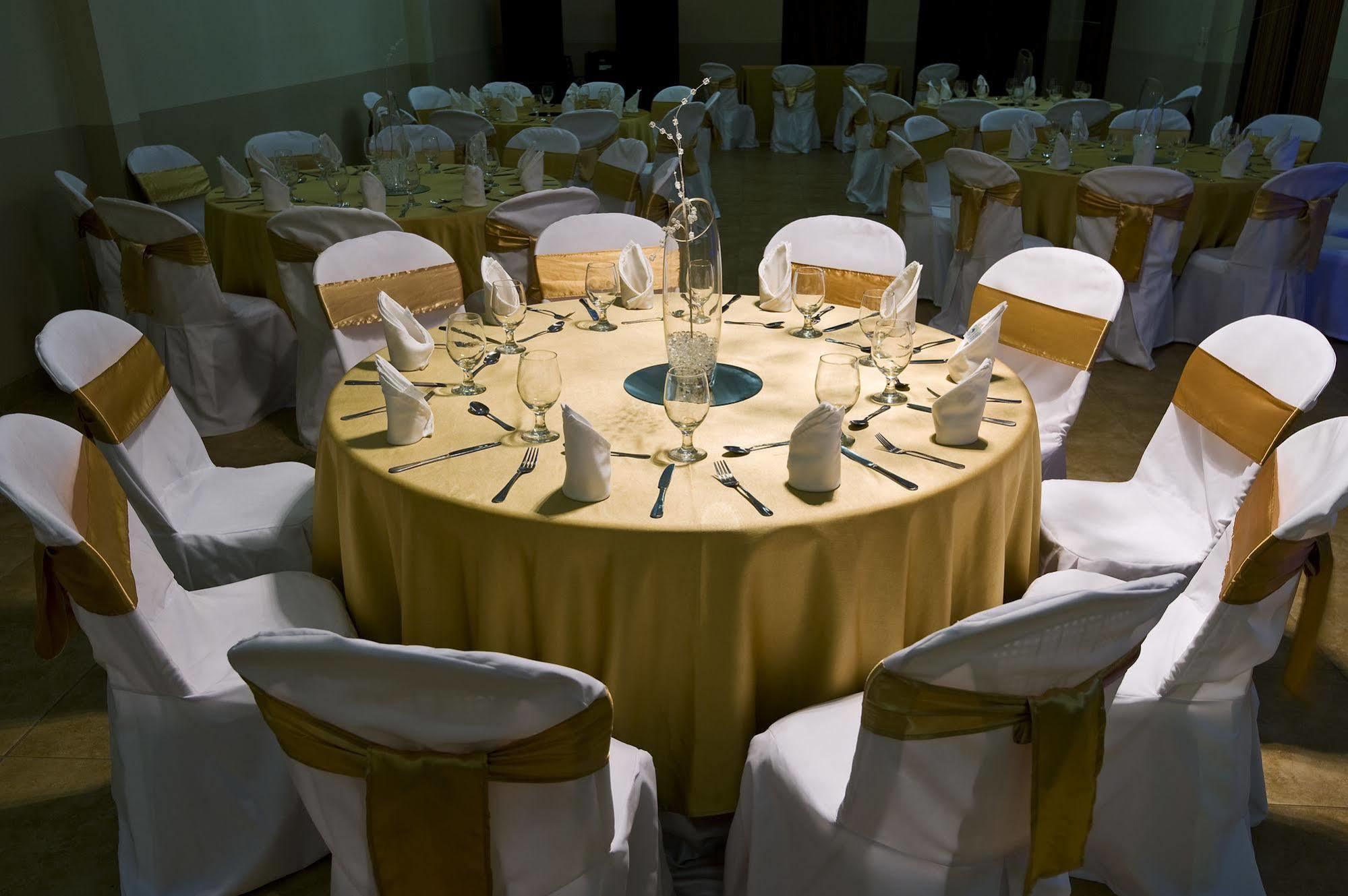Mozonte Hotel 3*